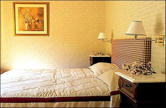 Rocabella Hellinikon Country Hotel Zewnętrze zdjęcie